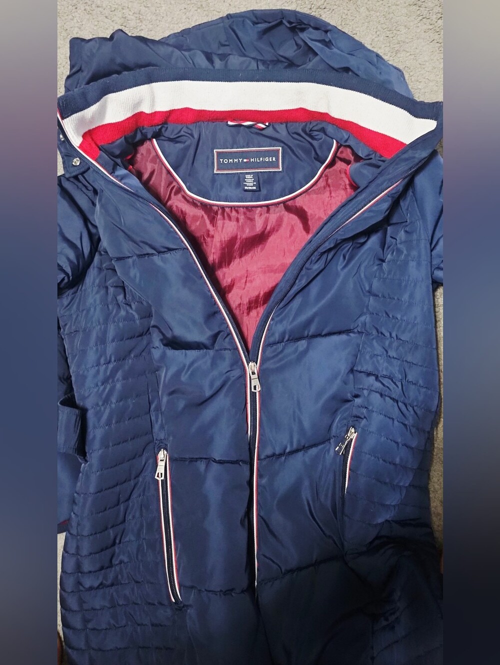 Womens Tommy Hilfiger Navy Blue Long Puffer Coat w/ belt and hood size M - Picture 4 of 12